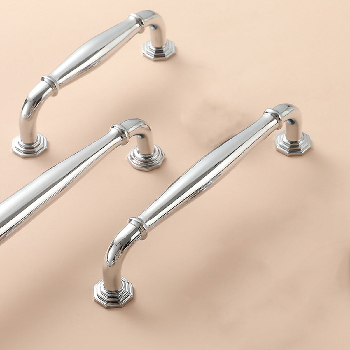 Zinc Alloy Cabinet Handle with Bright Silver Finish