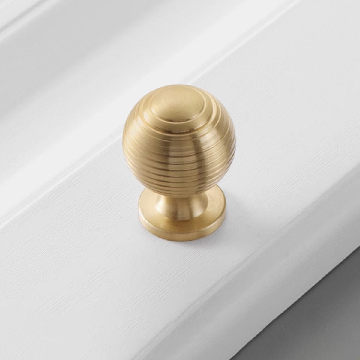 Round Ball Cabinet Handle with Single-Hole Mount
