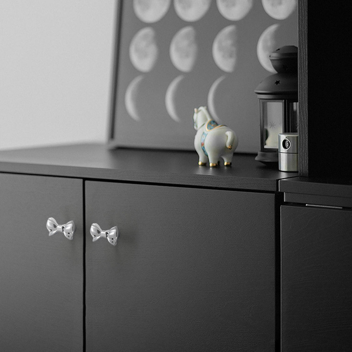 French Bow Brass Cabinet Handle with Two Colour Options