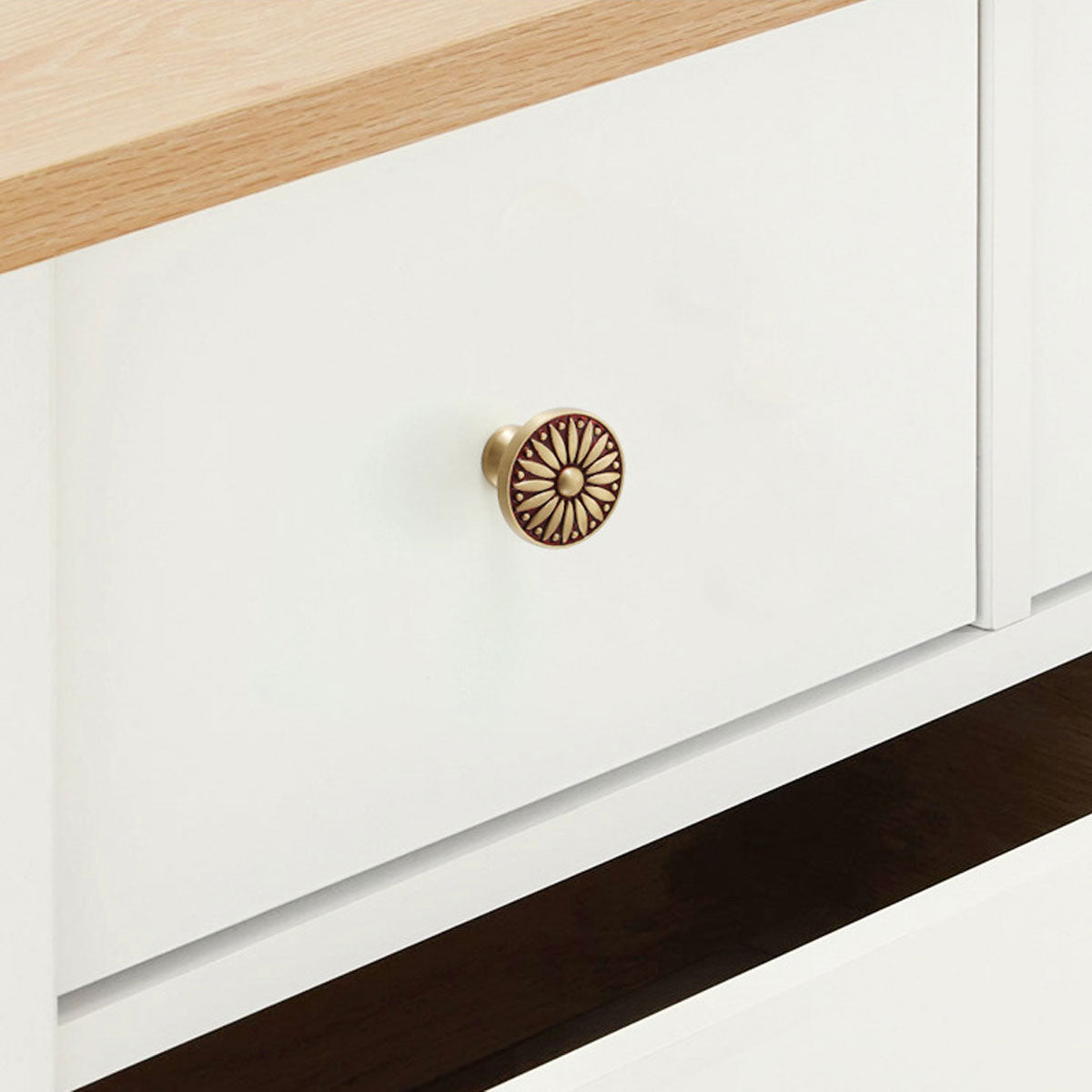 Round Pattern Cabinet Knob Single-Hole with Electroplated Finish