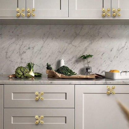 French Four-Petal Cabinet Drawer Handle Zinc Alloy