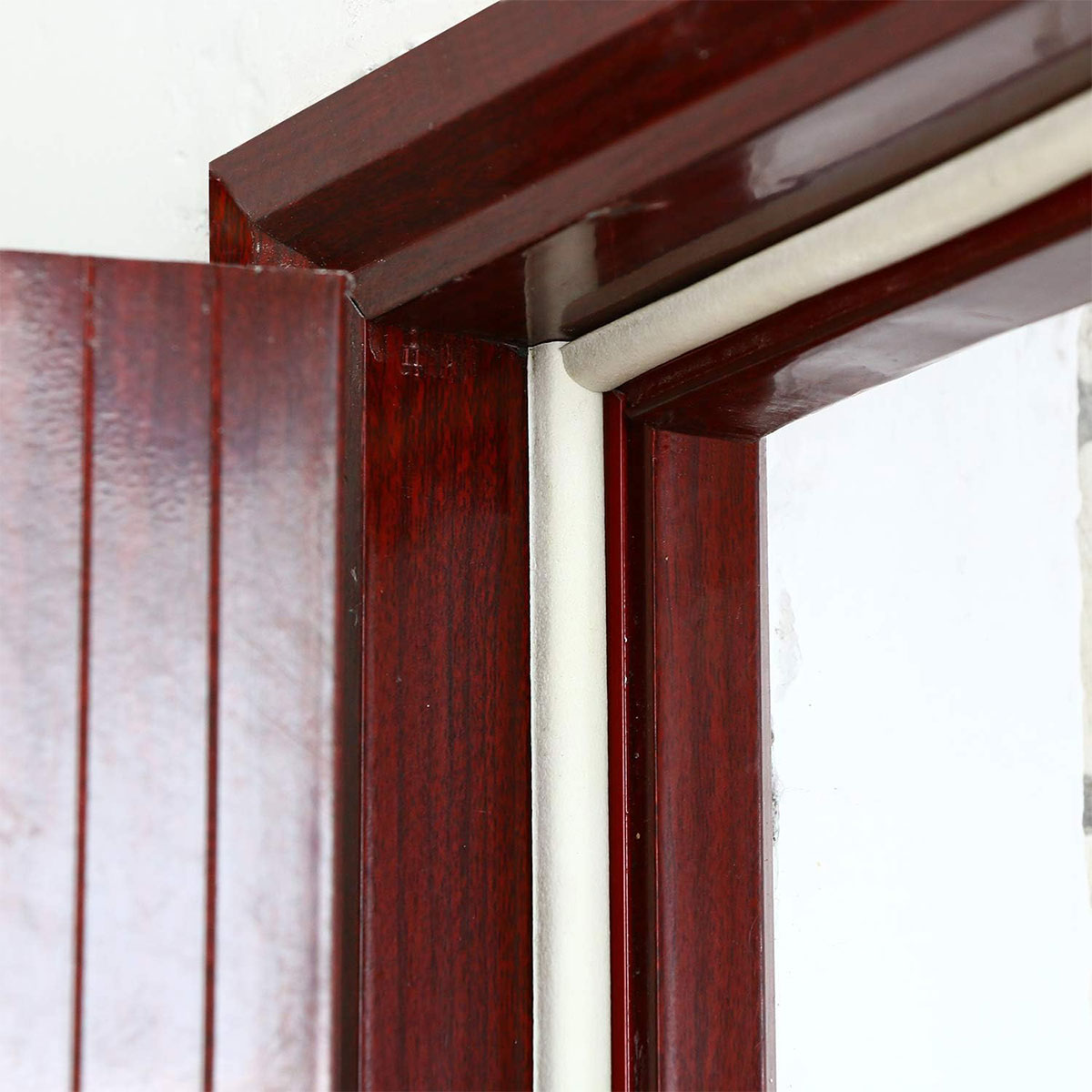 White Self-Adhesive EPDM Foam Door Window Sealing Strip