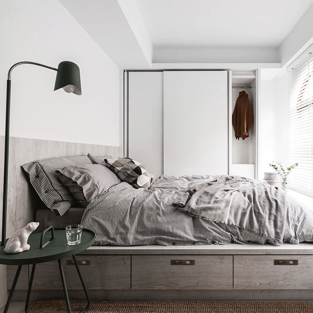 Tatami Cabinet Handle with 180° Rotation and Antique Bronze