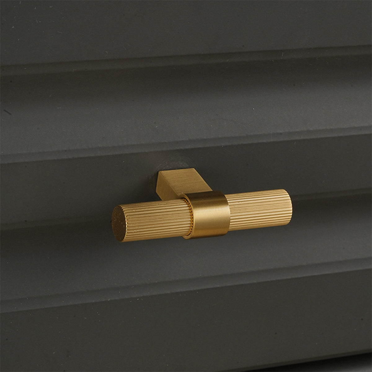 Knurled Brushed Brass Cupboard & Cabinet Door Pull Handle 96-224mm