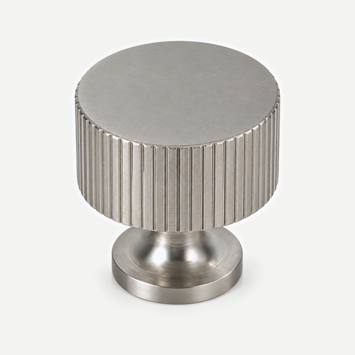 Vertical cabinet hardware - silver28