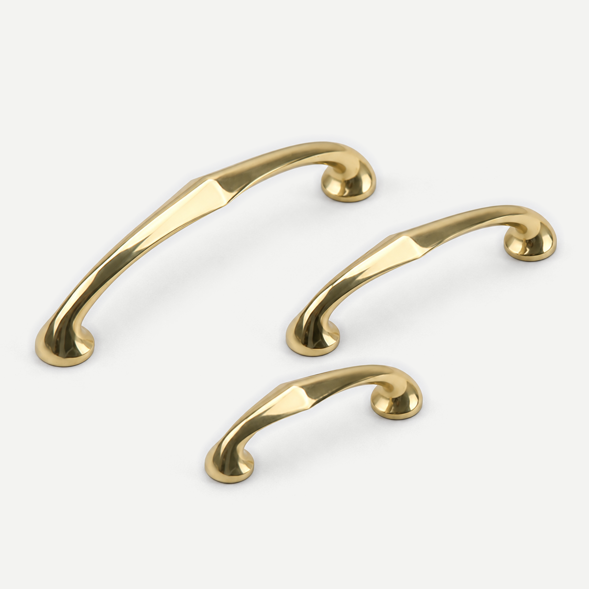 Bright Gold Brass Cabinet Handle 64-128mm — product image 1
