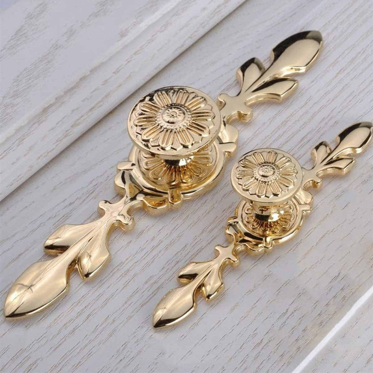 Curved Design Brass Cupboard & Cabinet Door Knob 121-170mm