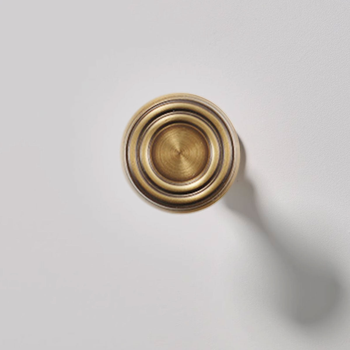 Antique Brass Cupboard & Cabinet Art Knob 17mm