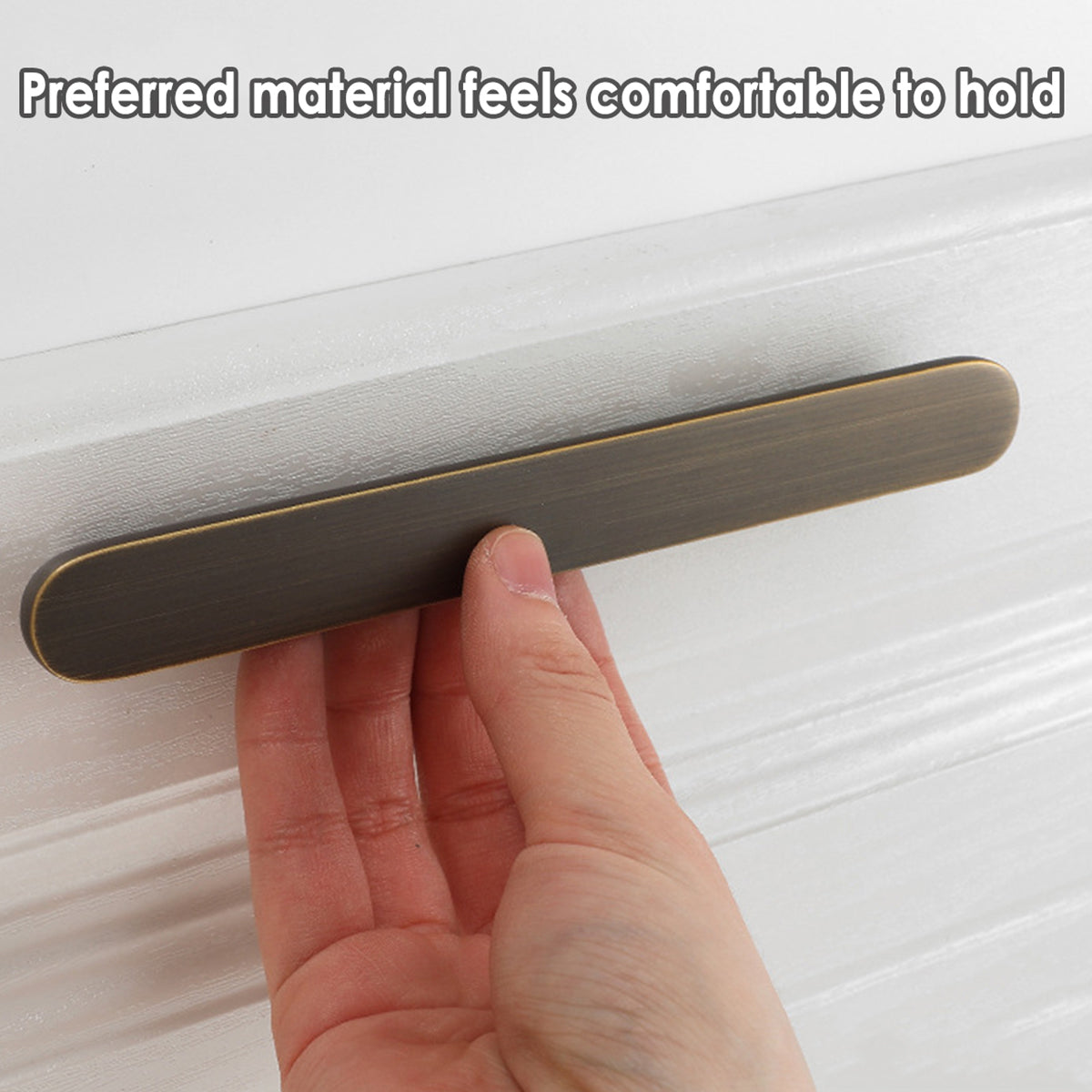 Oval Antique Brass Brass Cupboard & Cabinet Door Pull 35-46mm