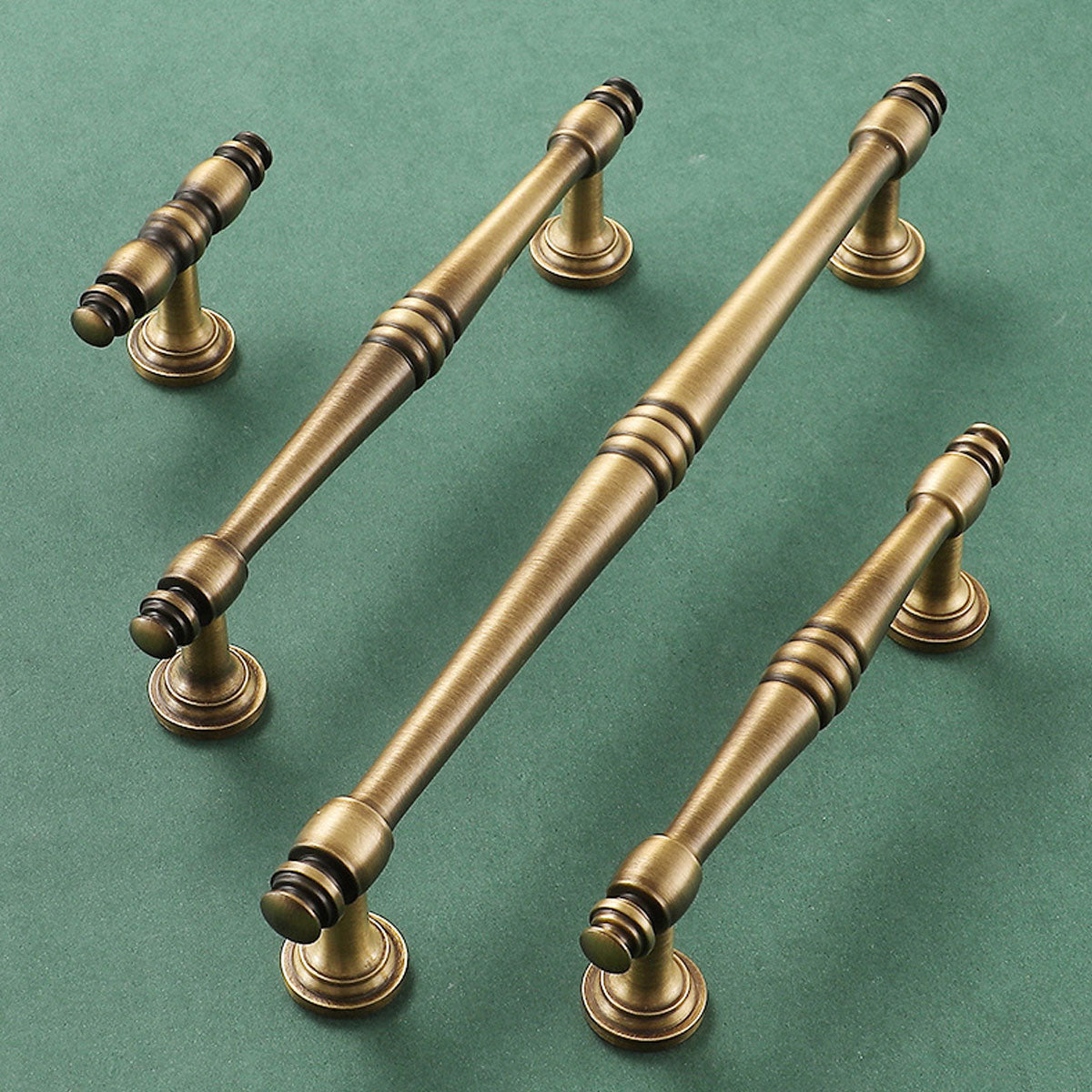 Antique Brass Cupboard & Cabinet Door Pull Handle 4 Sizes