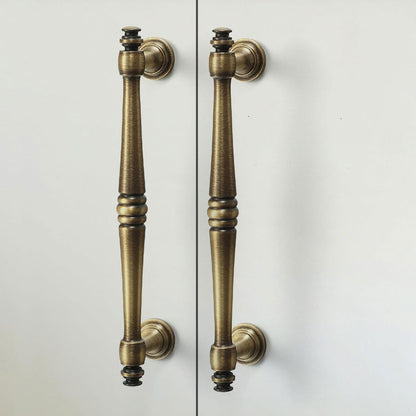 Antique Brass Handle with Single or 96–192mm Centers
