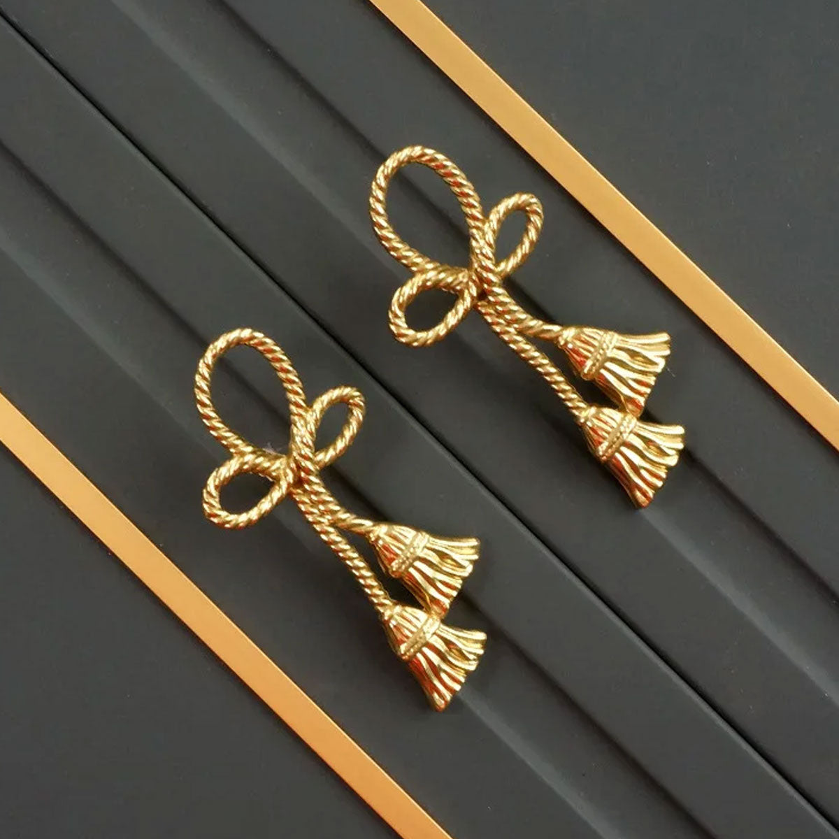 Chinese Knot Design Brass Cupboard & Cabinet Door Knobs 60×34×14mm