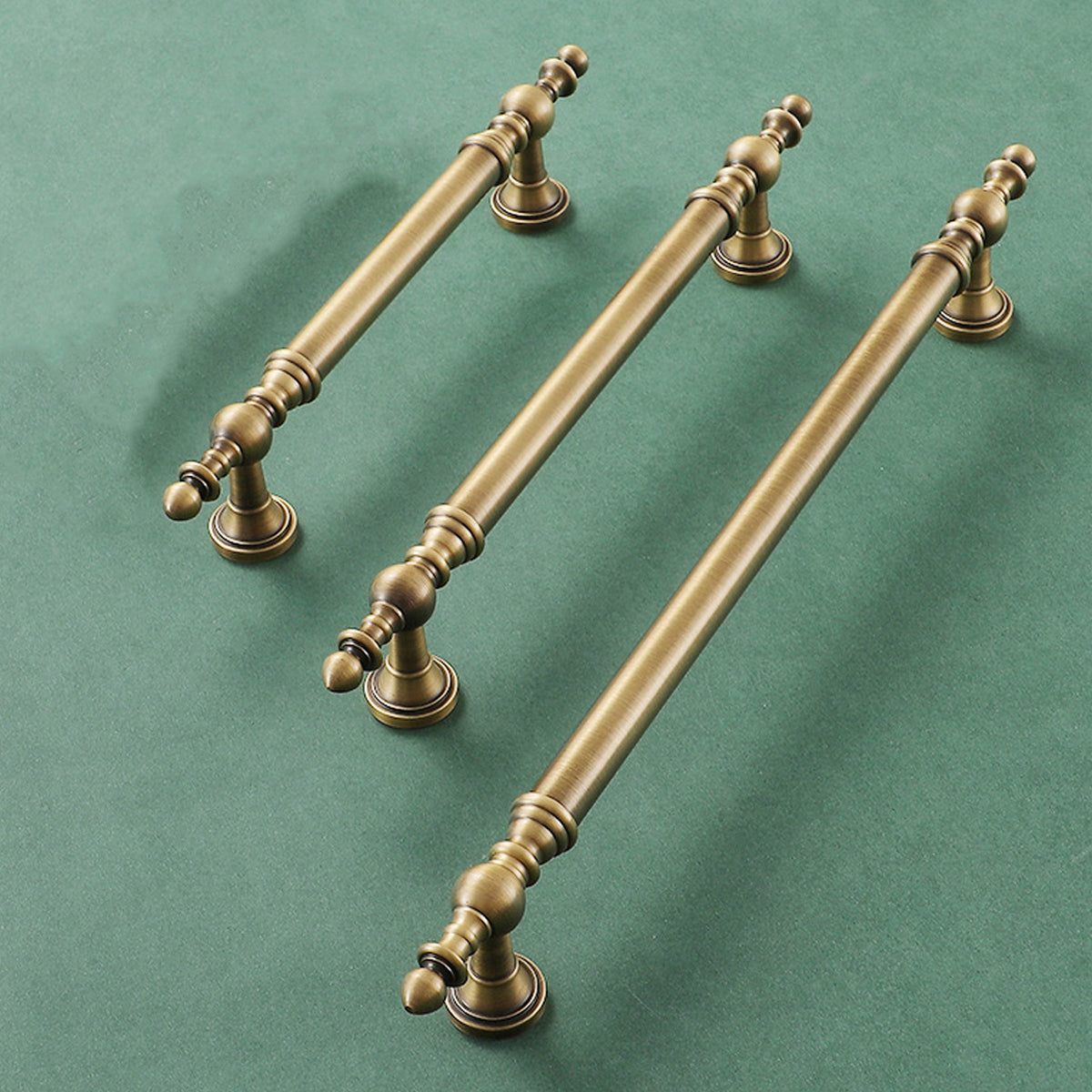 Bronze Cabinet Door Handle Retro American Style Drawer Pull for Wardrobe Cabinet