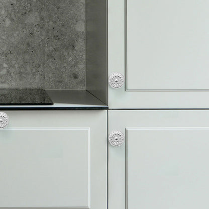 Round Pattern Cabinet Knob Single-Hole with Electroplated Finish