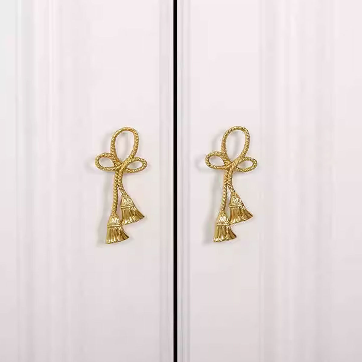 Chinese Knot Cabinet Handle in Electroplated Finish