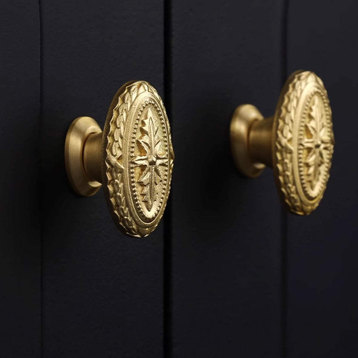 Gold Brass Cupboard & Cabinet Door Oval Knob 46x25x32mm