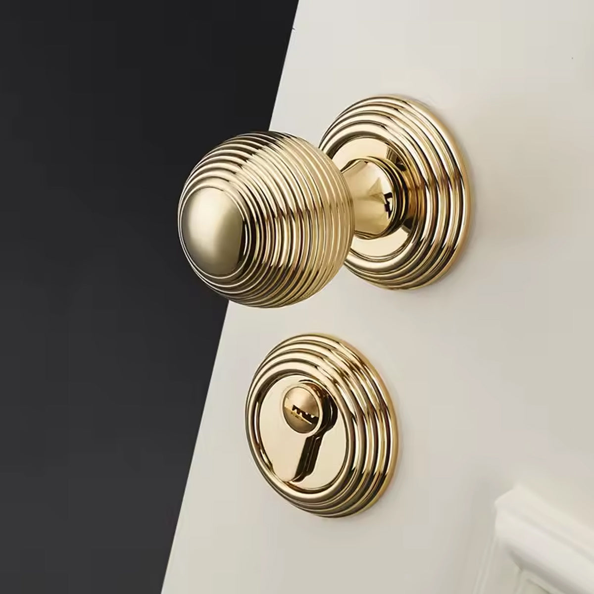 Round Brass Door Knob Lock Set for Bedroom Privacy