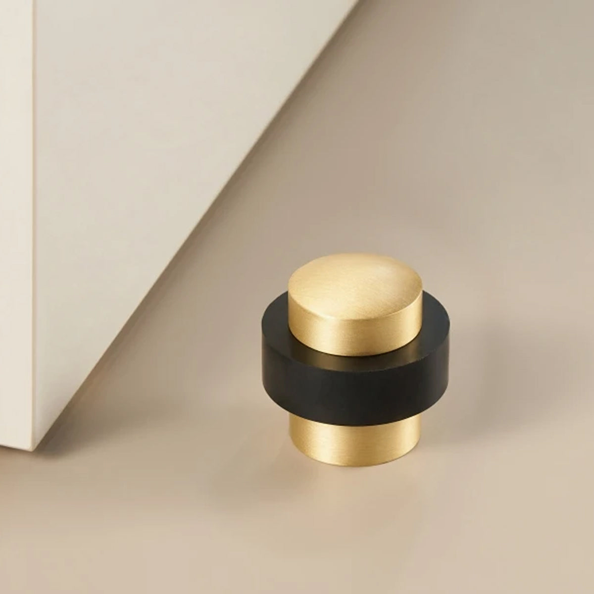 Brushed Brass Floor-mounted Stoppers 35×35mm Top 25mm