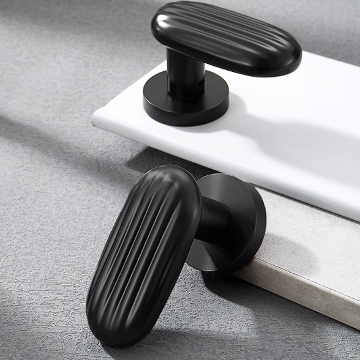 Zinc Alloy Interior Privacy Lever Handle 102mm - view 14