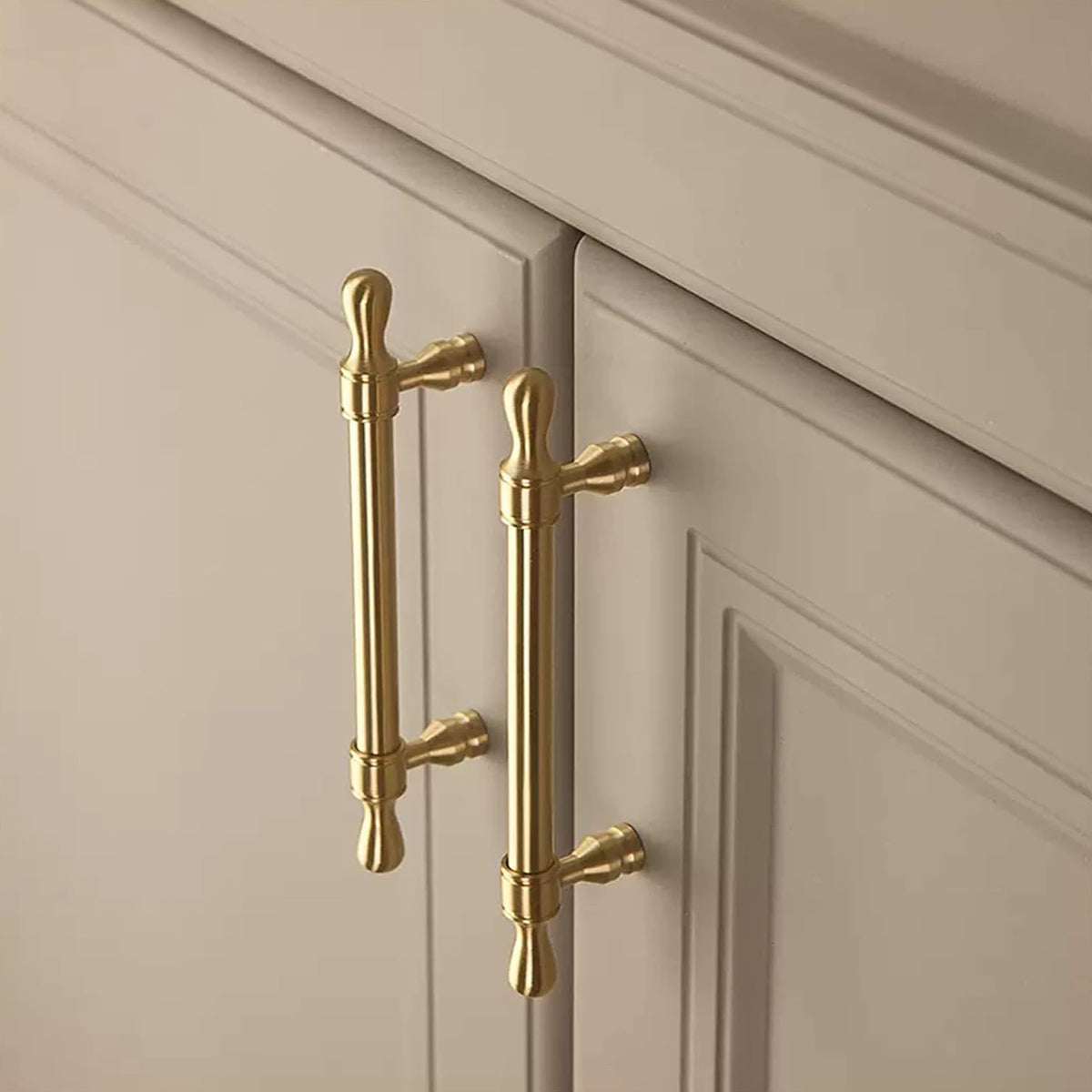 Brass Cabinet and Drawer Handle in Gold with 96–224mm Sizes