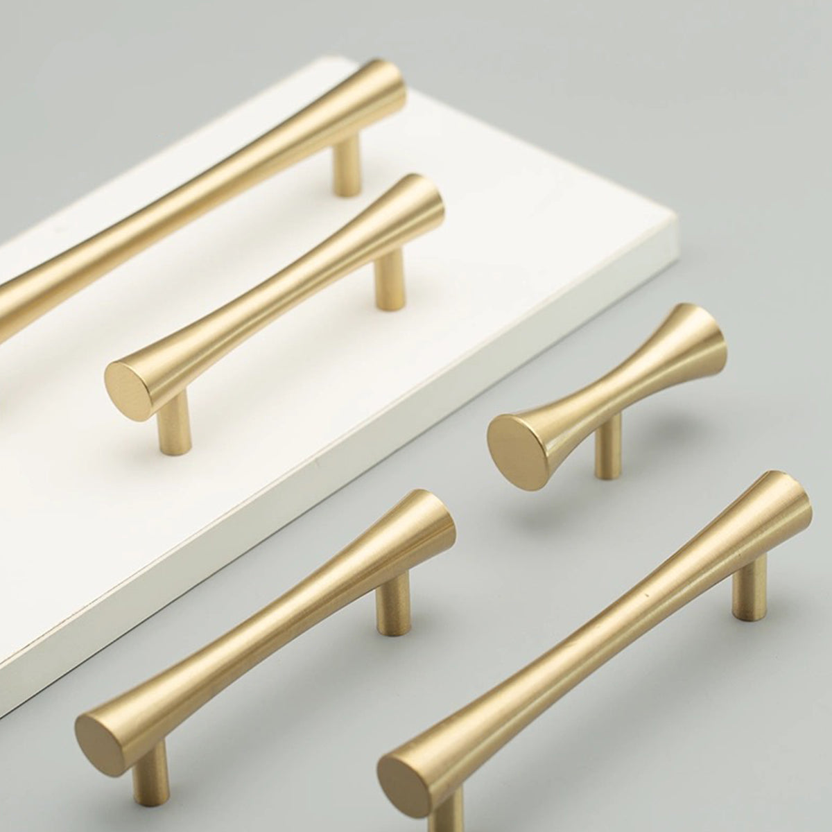 Modern Style Brass Cupboard & Cabinet Door Pull Handle 96-160mm