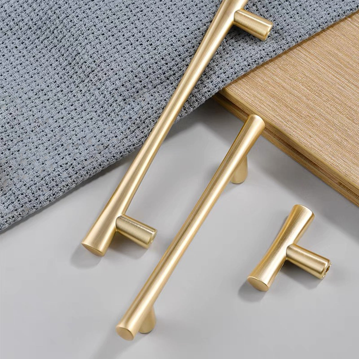 Modern Style Brass Cupboard & Cabinet Door Pull Handle 96-160mm