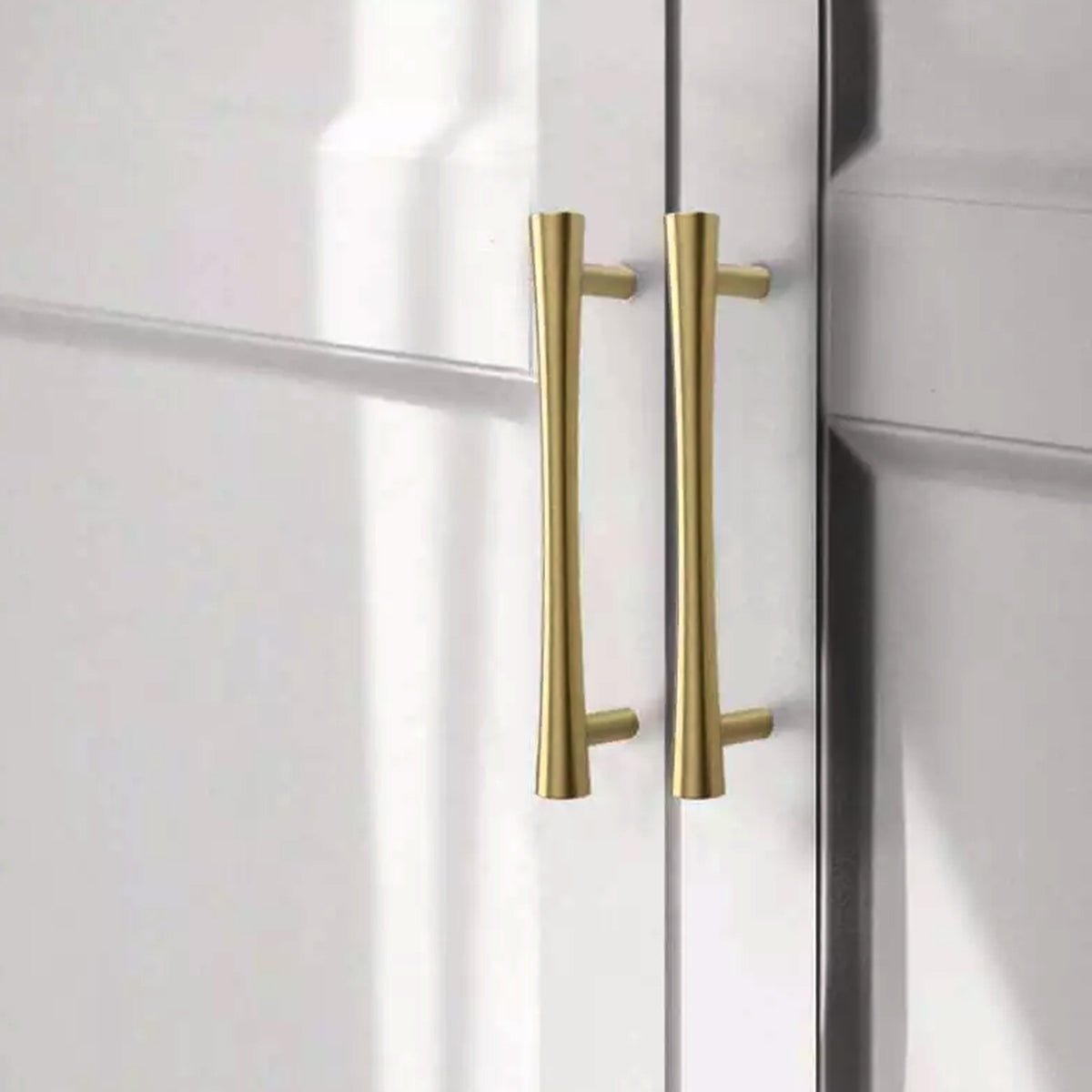 Modern Style Brass Cupboard & Cabinet Door Pull Handle 96-160mm