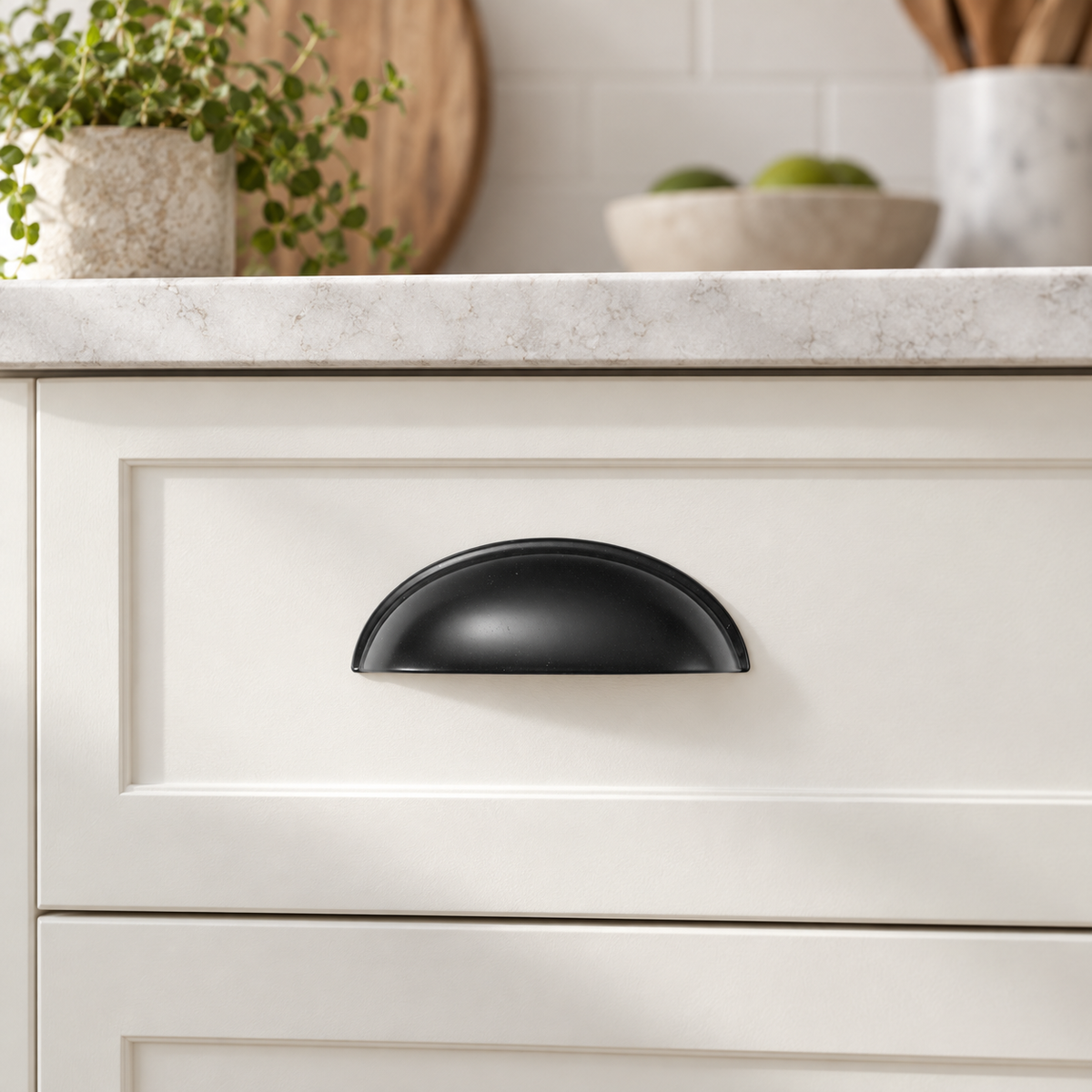 Cabinet Shell Door Pull 98x38x35mm - view 21
